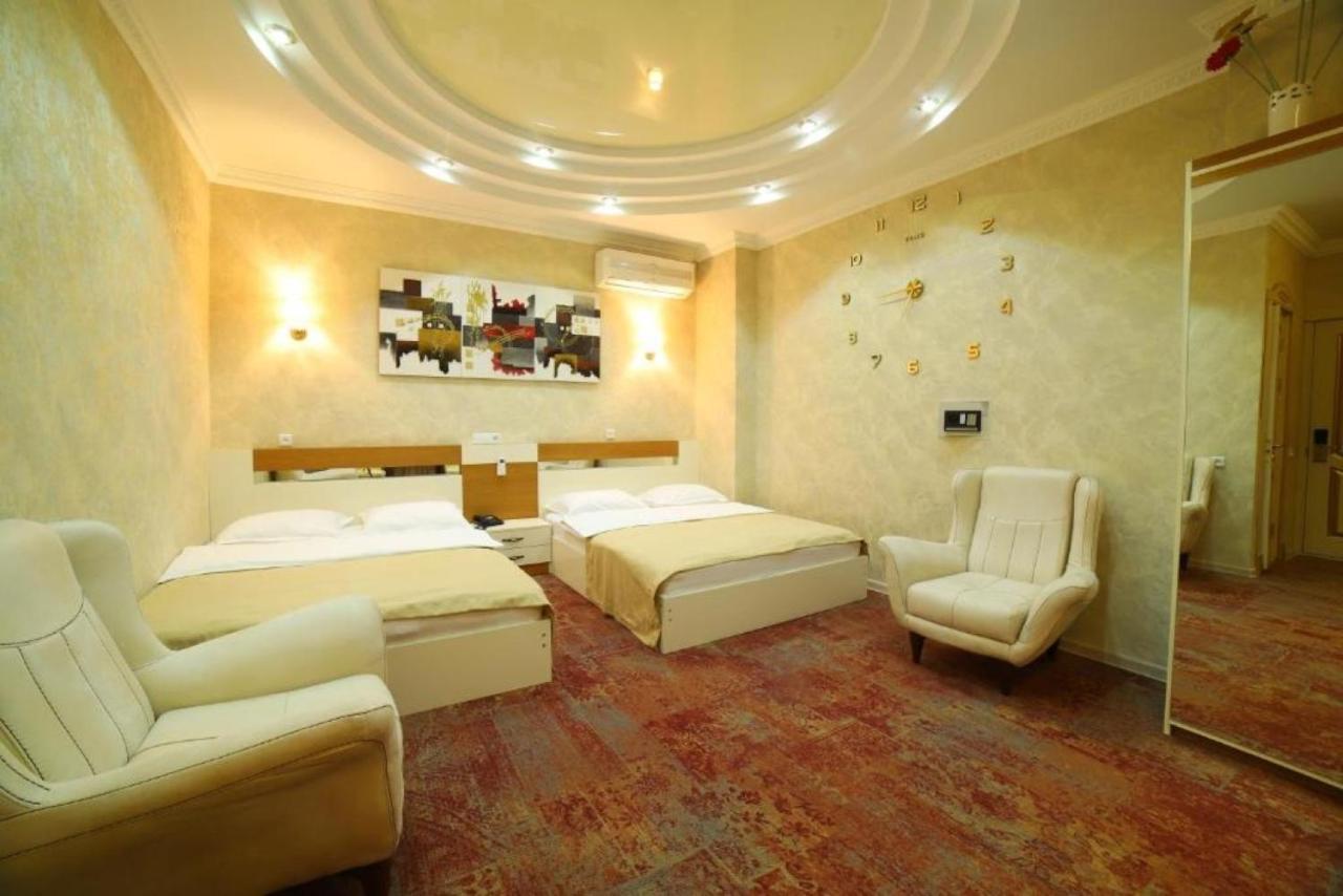 Agava Tbilisi Hotell Exteriör bild
